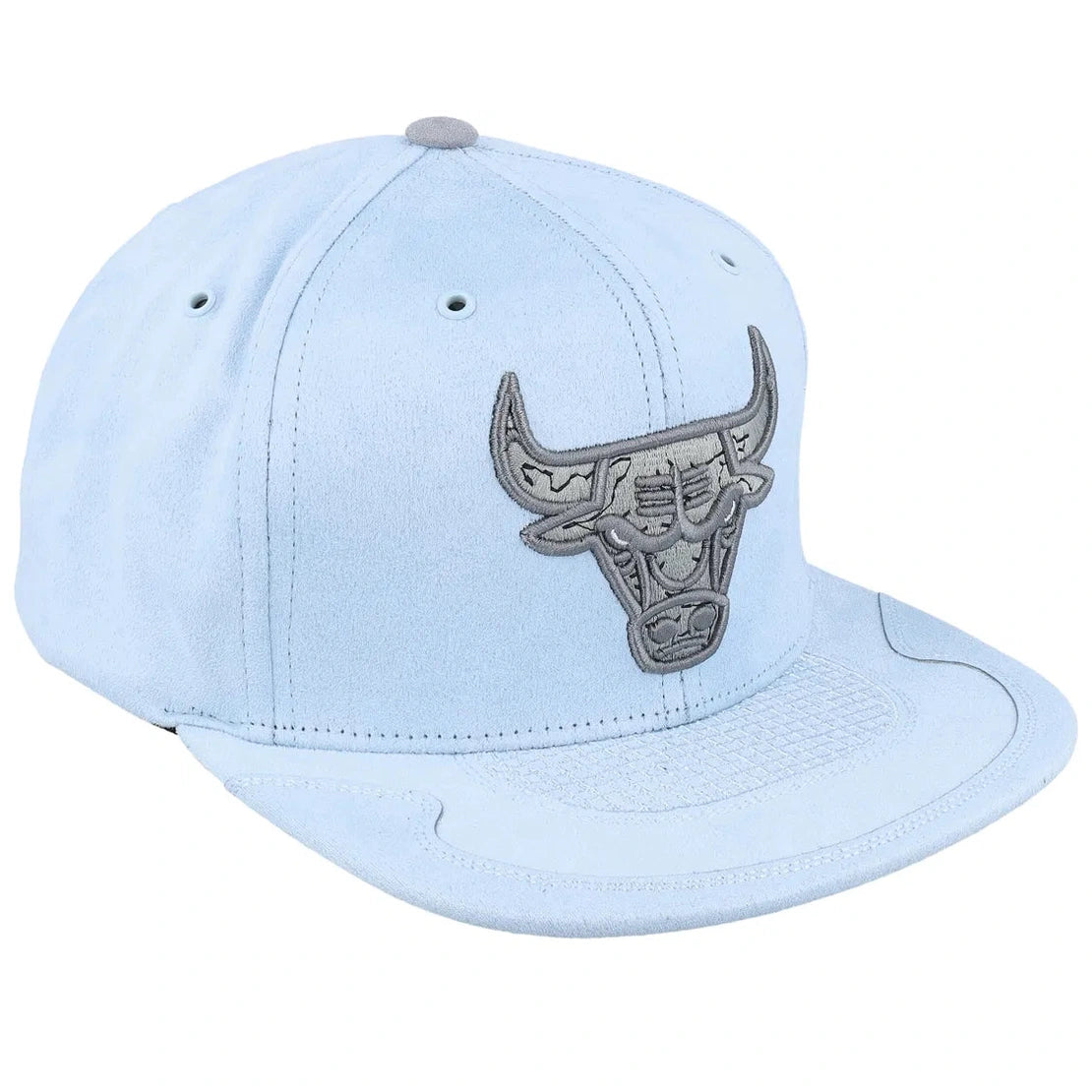 MITCHELL AND NESS BULLS HATS by Mitchell and Ness