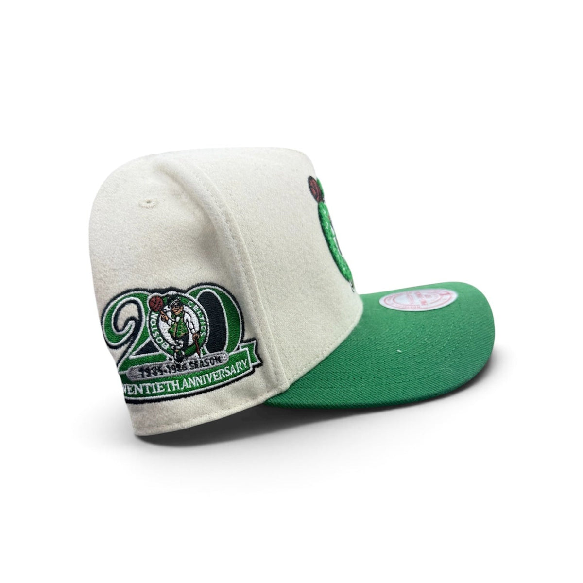 MITCHELL AND NESS NBA CREAM TEAM HATS by Mitchell and Ness