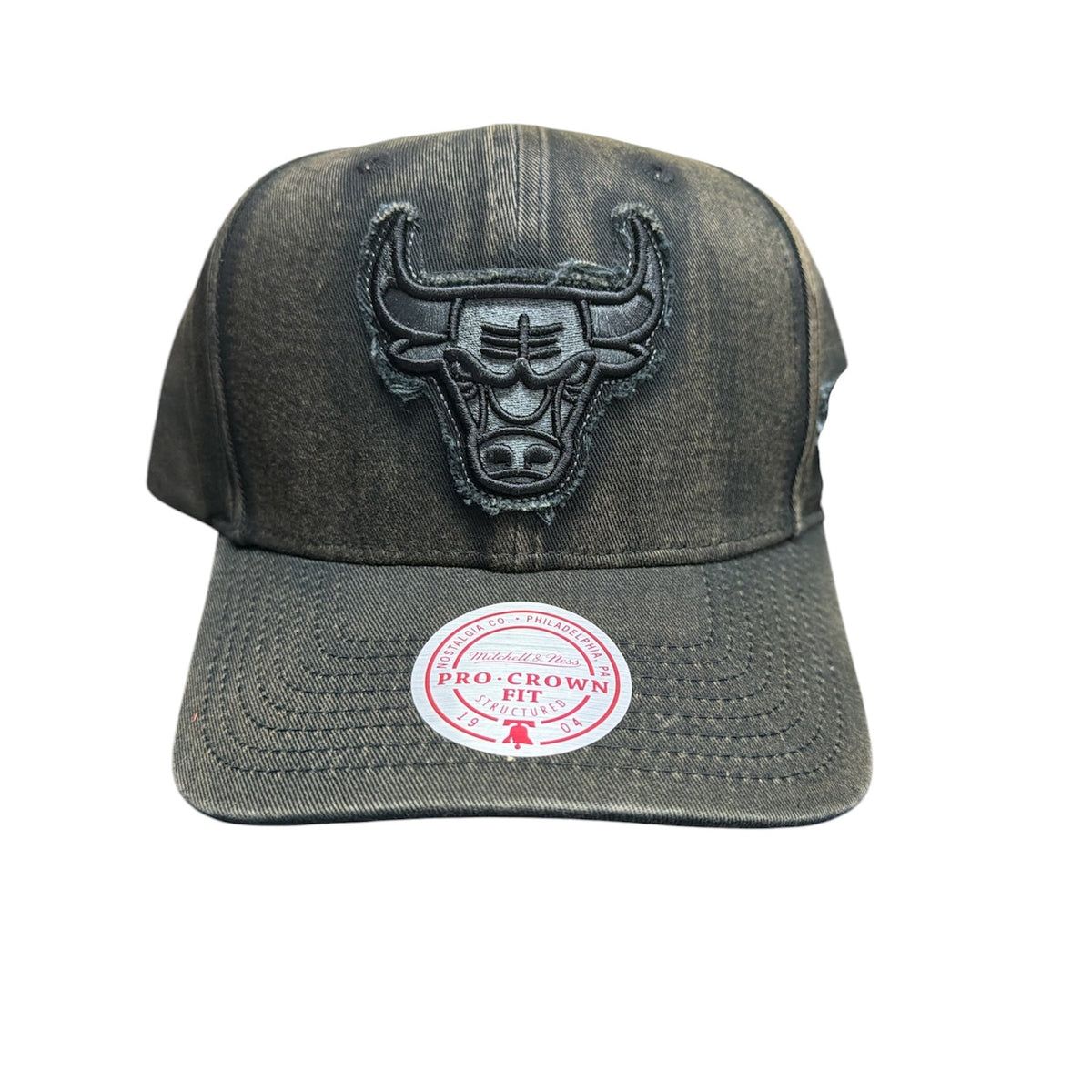MITCHELL AND NESS BULLS HATS by Mitchell and Ness