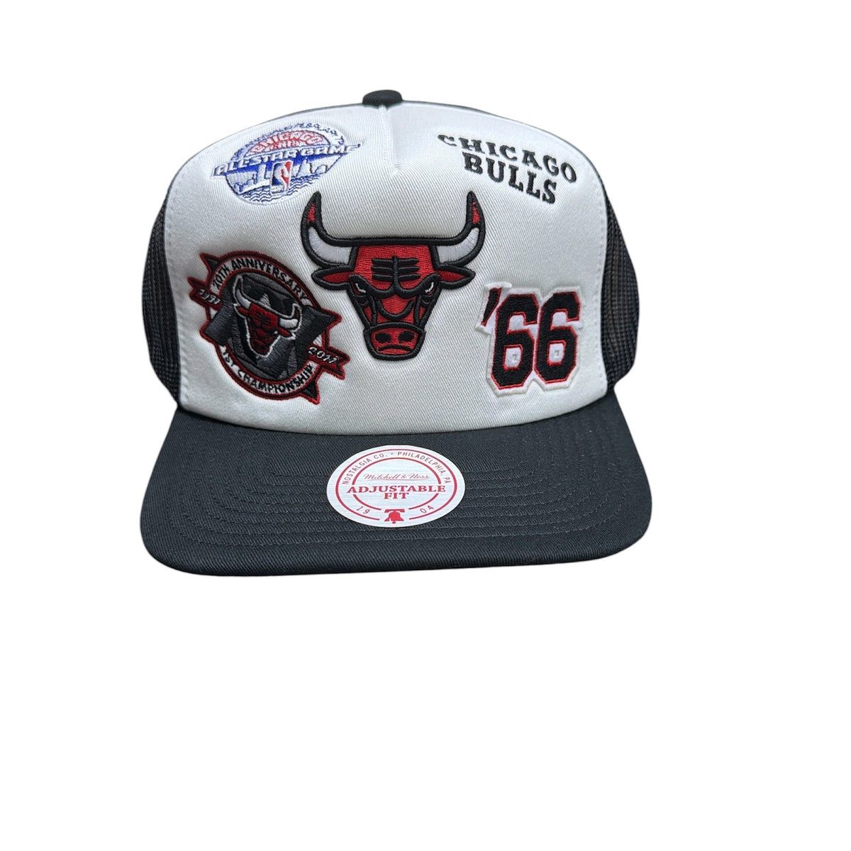 MITCHELL AND NESS BULLS HATS by Mitchell and Ness