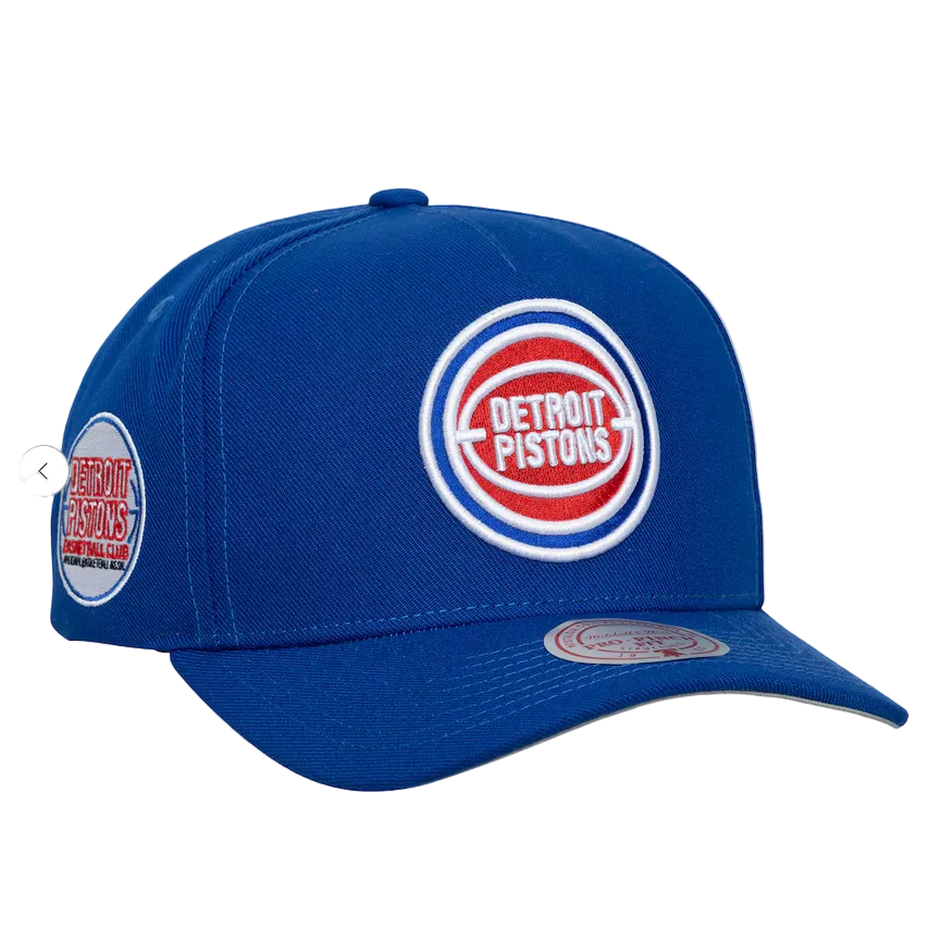 MITCHELL AND NESS PISTONS HARDWOOD SNAPBACK by Mitchell and Ness