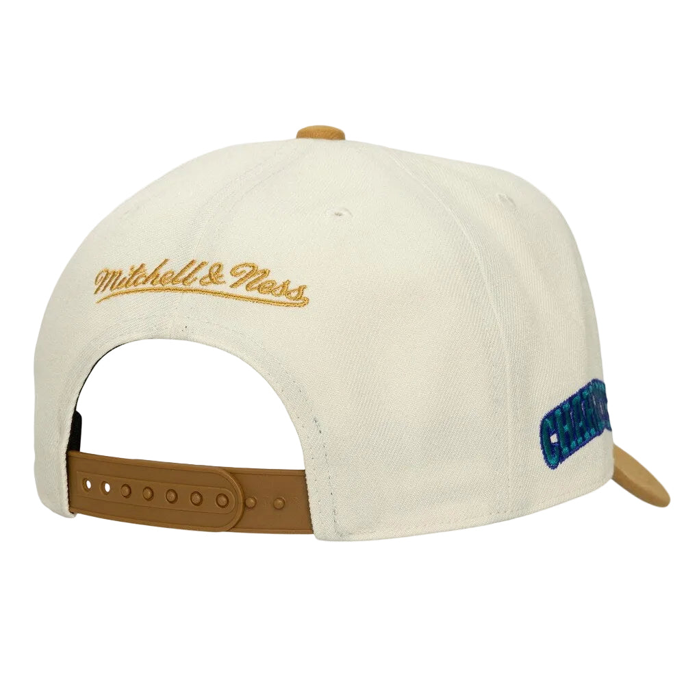 MITCHELL AND NESS HORNETS HAT by Mitchell and Ness