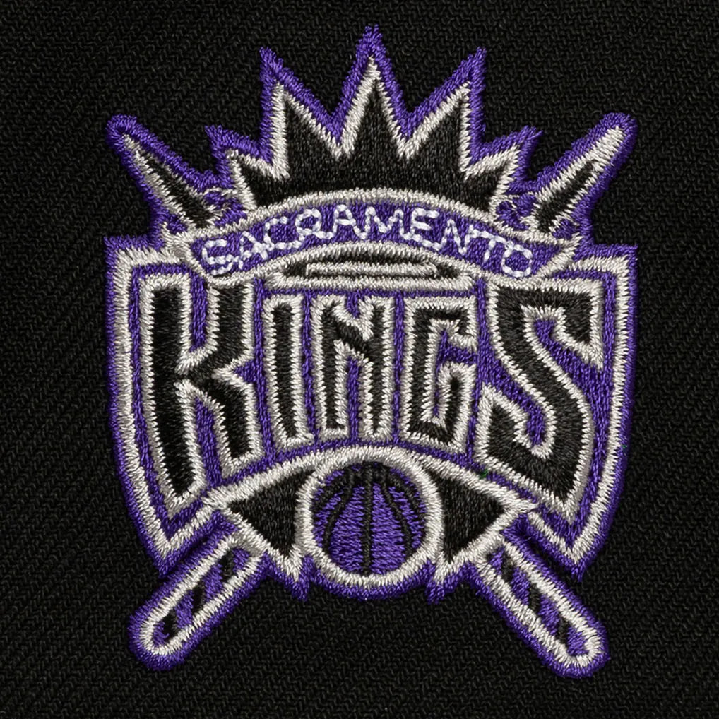 MITCHELL AND NESS NBA CLASS ACT PRO SNAPBACK HWC KINGS by Mitchell and Ness