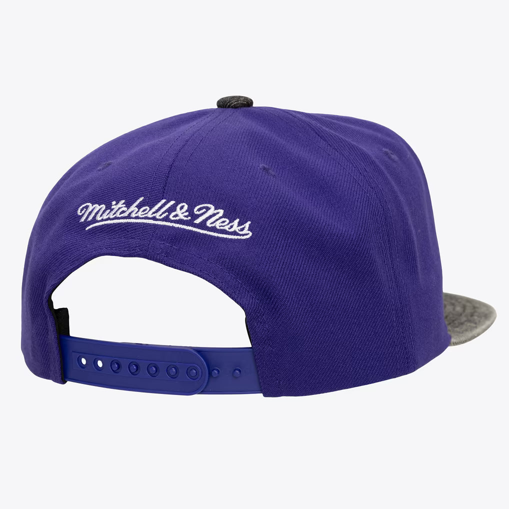 MITCHELL & NESS TORONTO RAPTORS DENIM PATCHWORK SNAPBACK HAT by Mitchell and Ness