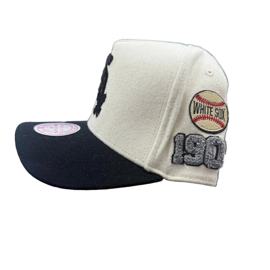 MITCHELL AND NESS MLB CREAM TEAM HATS by Mitchell and Ness