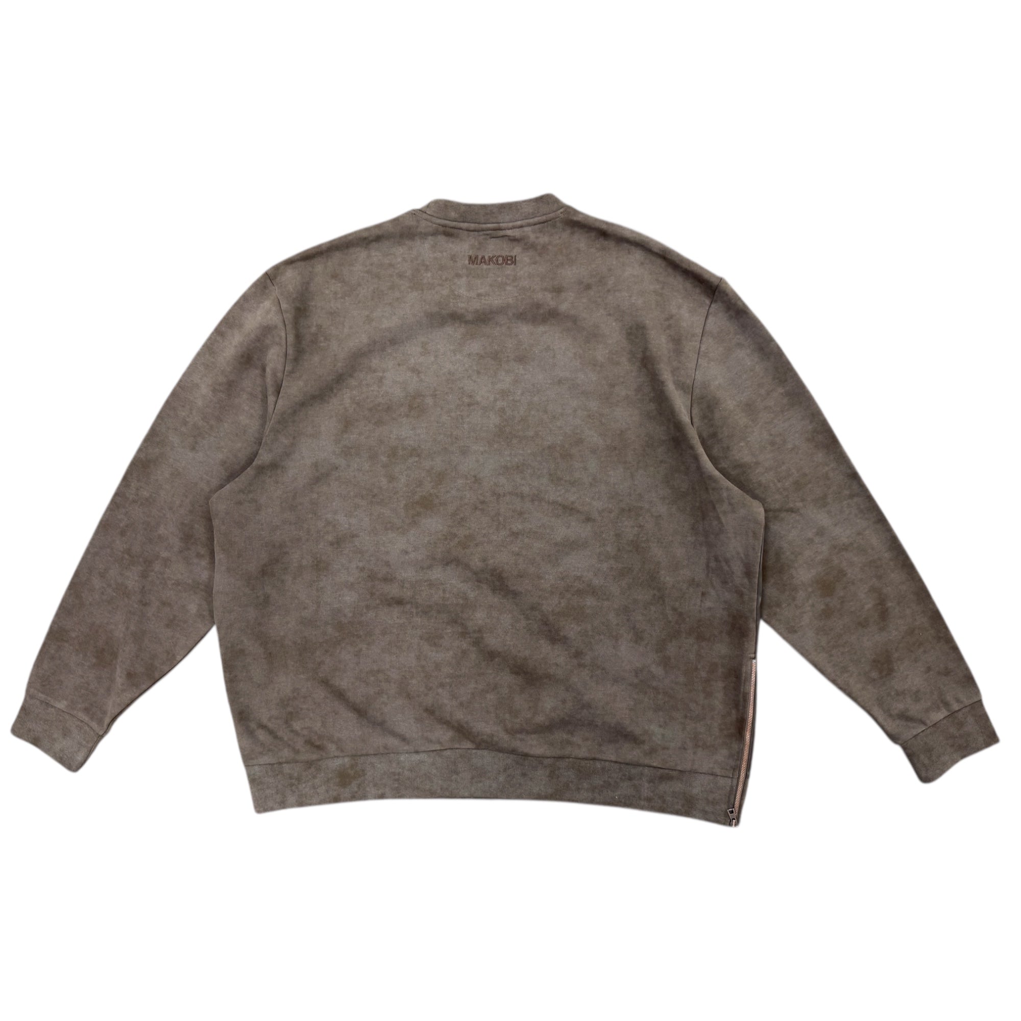 MAKOBI MEDALLION CREWNECK