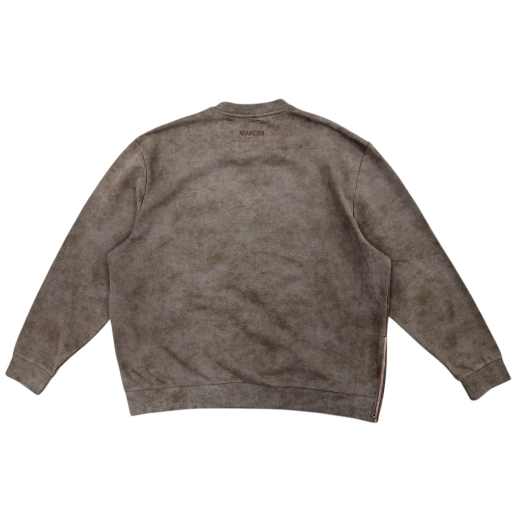 MAKOBI MEDALLION CREWNECK