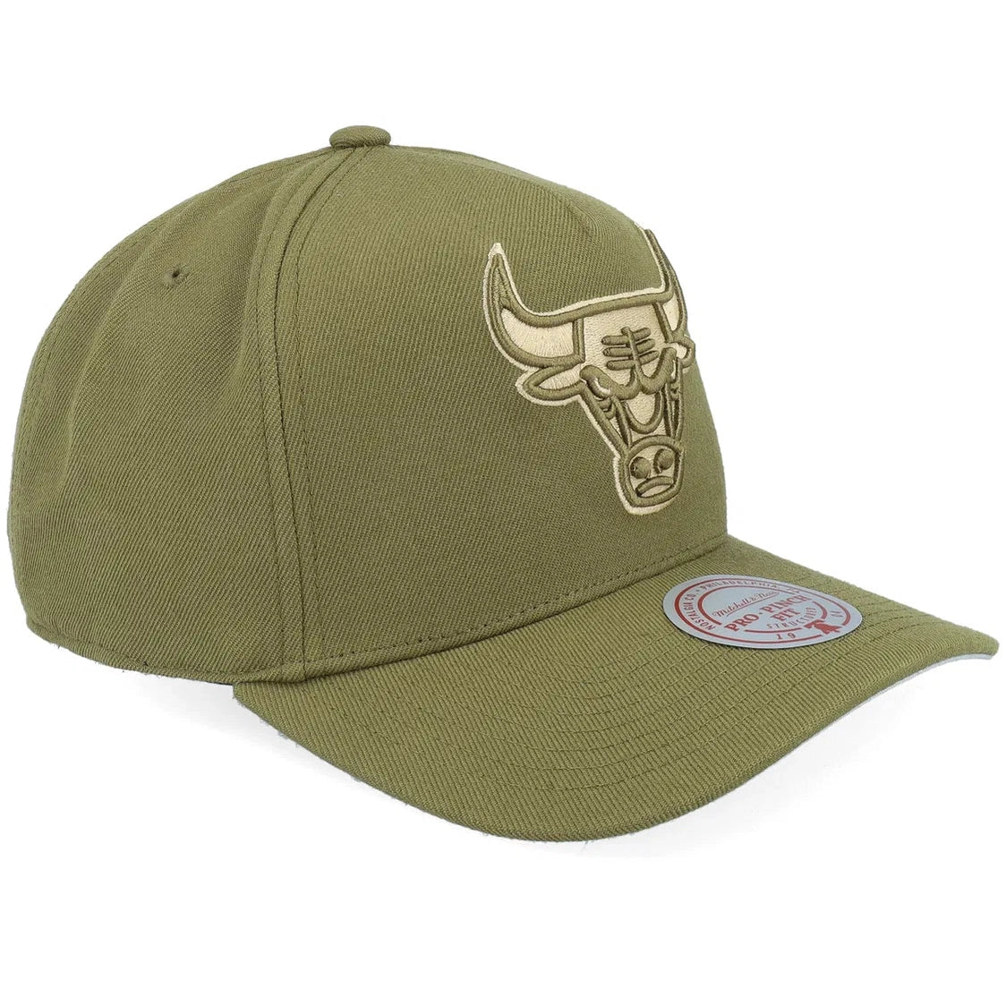 MITCHELL AND NESS BULLS HATS by Mitchell and Ness