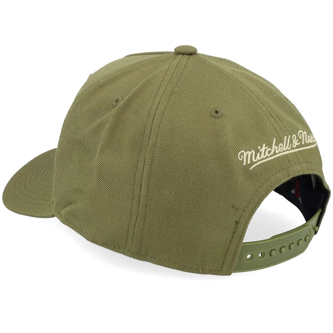 MITCHELL AND NESS BULLS HATS by Mitchell and Ness