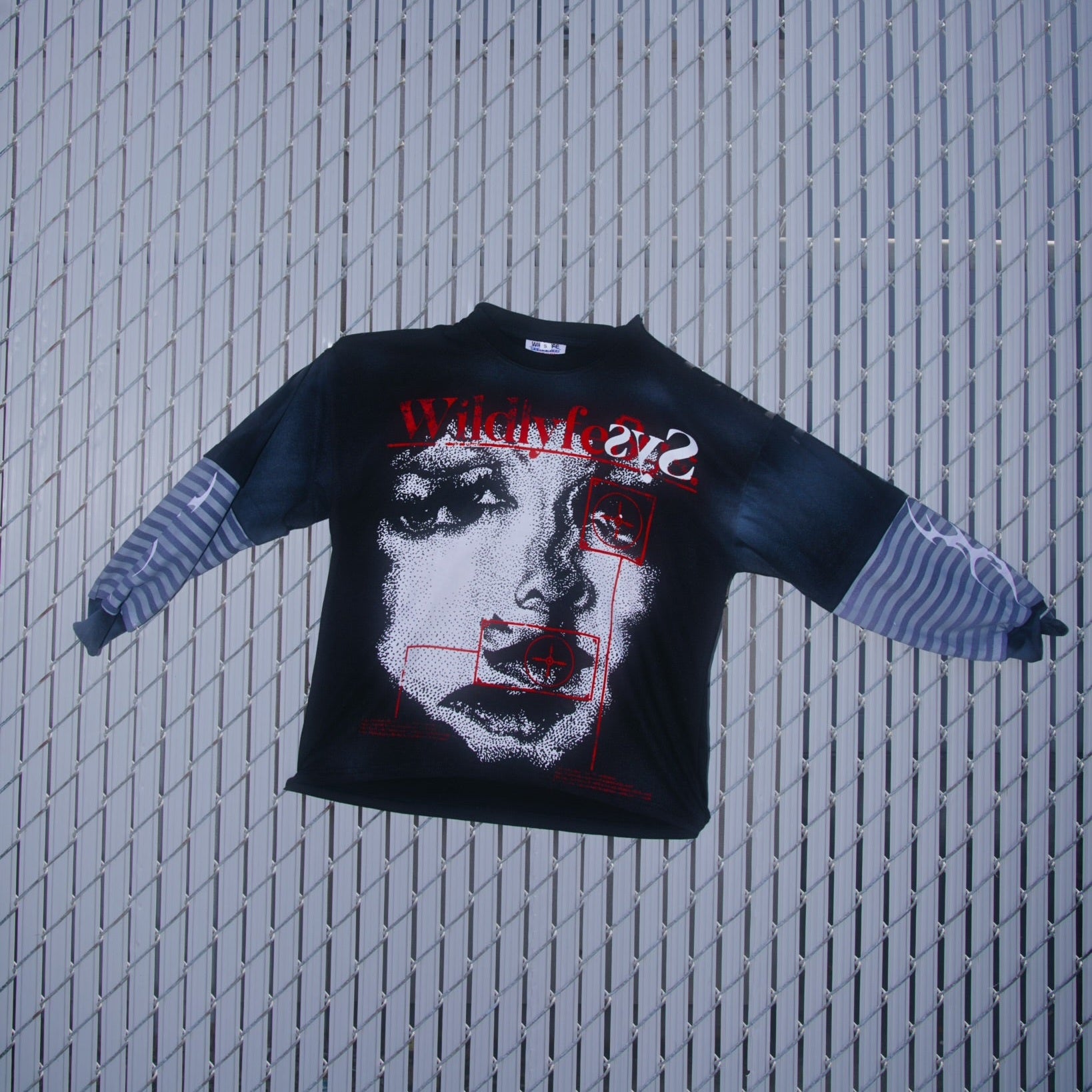 WILDLYFE MEDUSA DOUBLE SLEEVE TEE by WILDLYFE