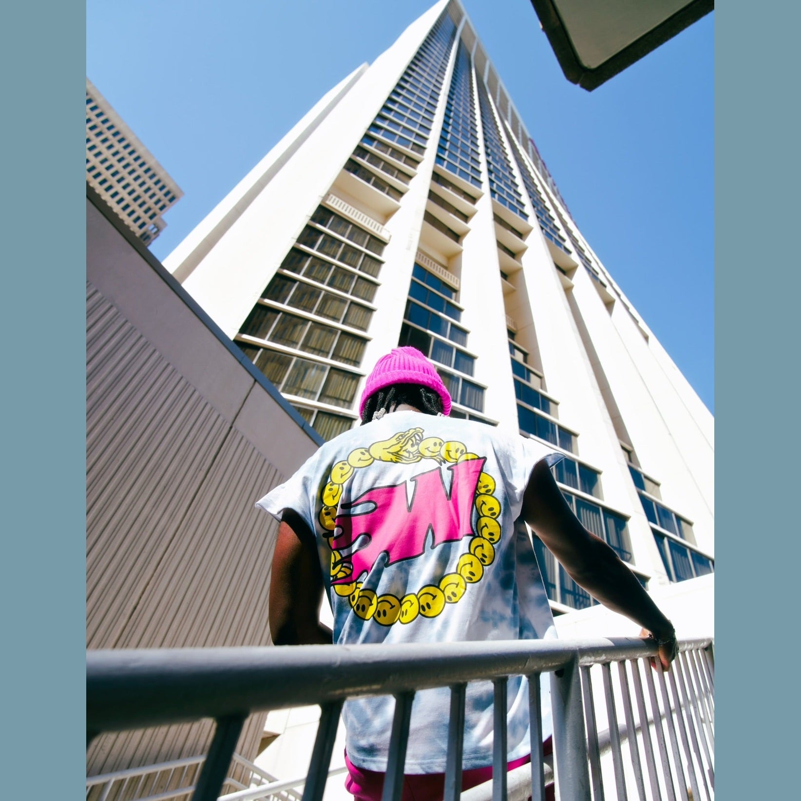 WILDLYFE WIZARD TIE-DIE SLEEVELESS TEE by WILDLYFE