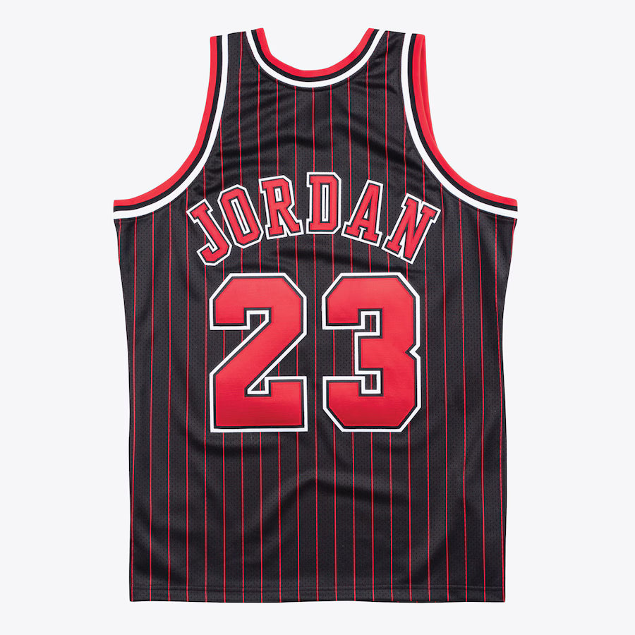 MITCHELL AND NESS 1996/97 BULLS-JORDAN