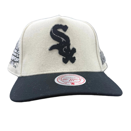 MITCHELL AND NESS MLB CREAM TEAM HATS by Mitchell and Ness