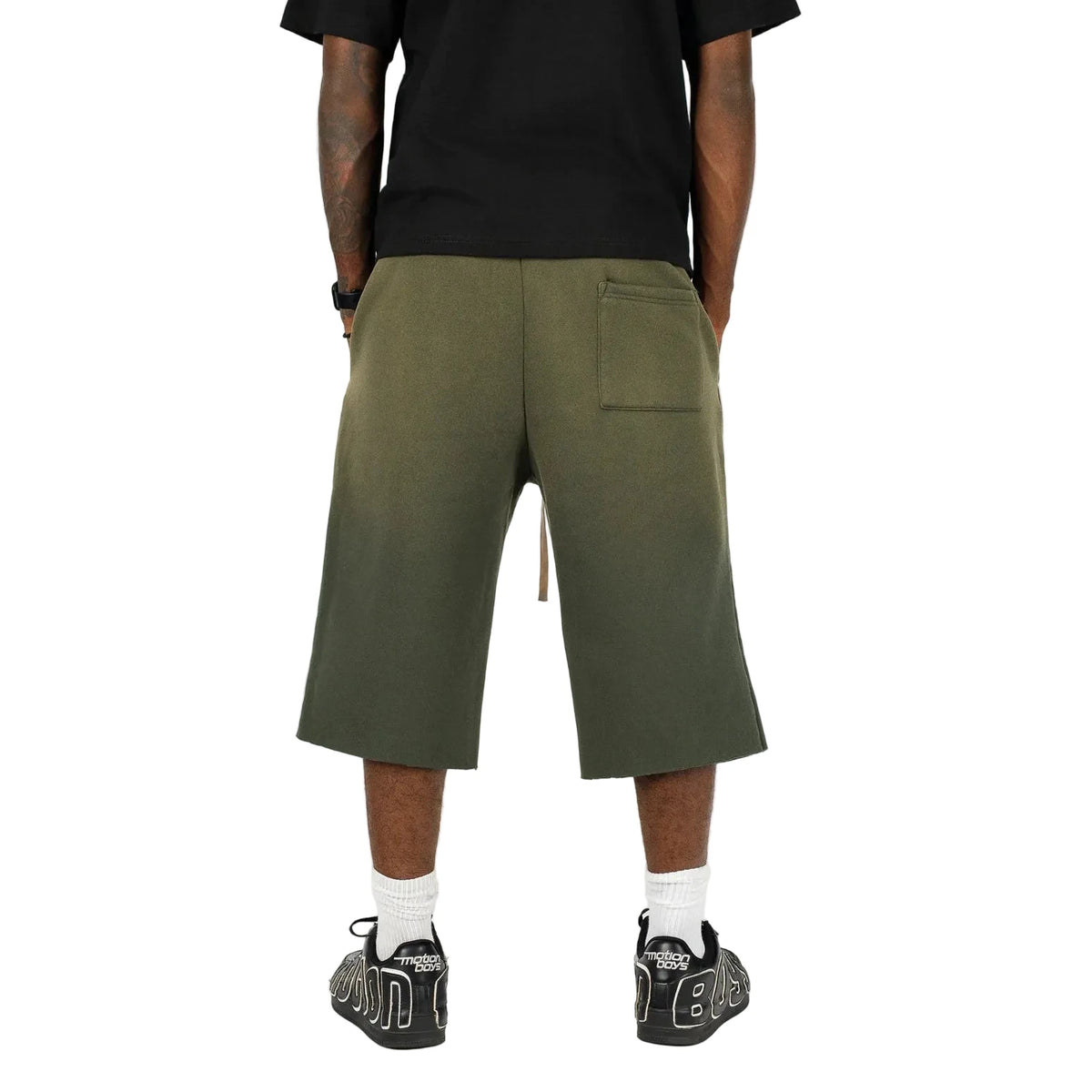 DAY1NE WASHED SWEATSHORTS by DAY1NE