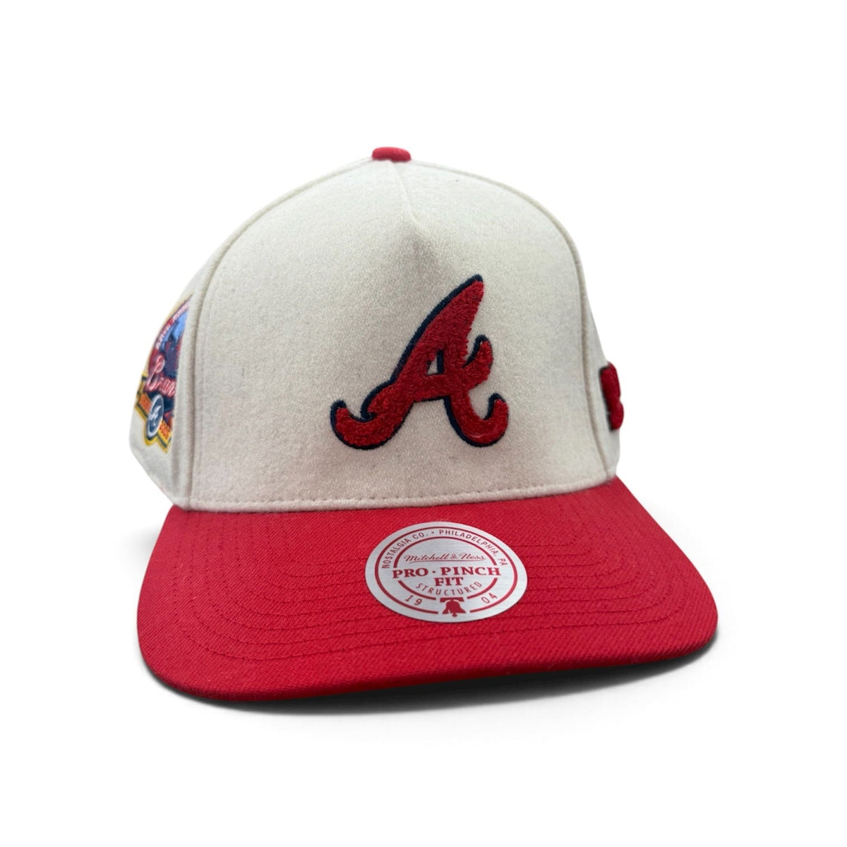 MITCHELL & NESS BRAVES CREAM TEAM PRO SNAPBACK by Mitchell and Ness