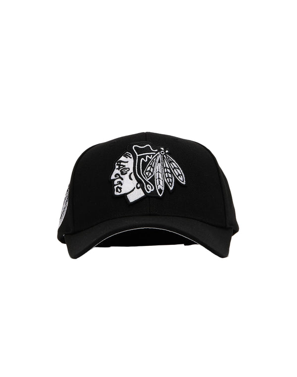 MITCHELL AND NESS CHICAGO BLACKHAWKS HATS by Mitchell and Ness