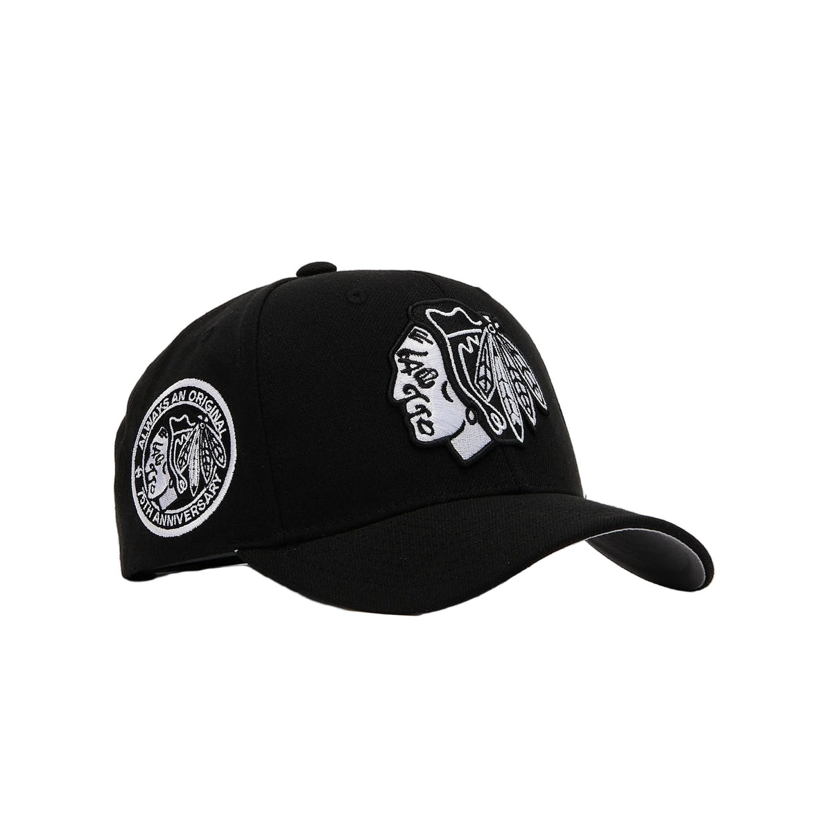 MITCHELL AND NESS CHICAGO BLACKHAWKS HATS by Mitchell and Ness