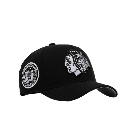 MITCHELL AND NESS CHICAGO BLACKHAWKS HATS by Mitchell and Ness
