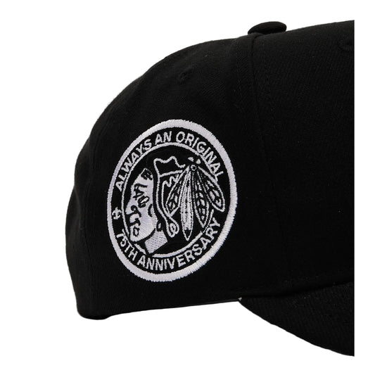 MITCHELL AND NESS CHICAGO BLACKHAWKS HATS by Mitchell and Ness