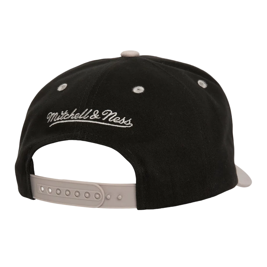 MITCHELL AND NESS SCRIPT ARCH KINGS SNAPBACK by Mitchell and Ness