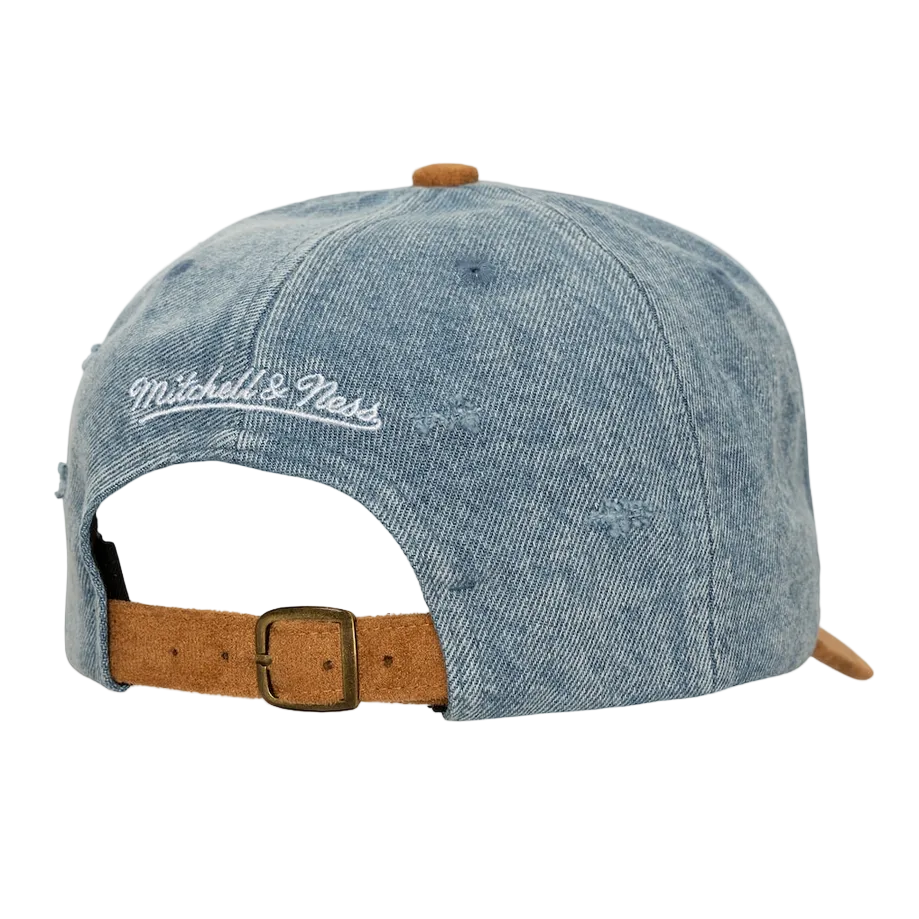 MITCHELL AND NESS WOOD WORK BULLS STRAPBACK by Mitchell and Ness