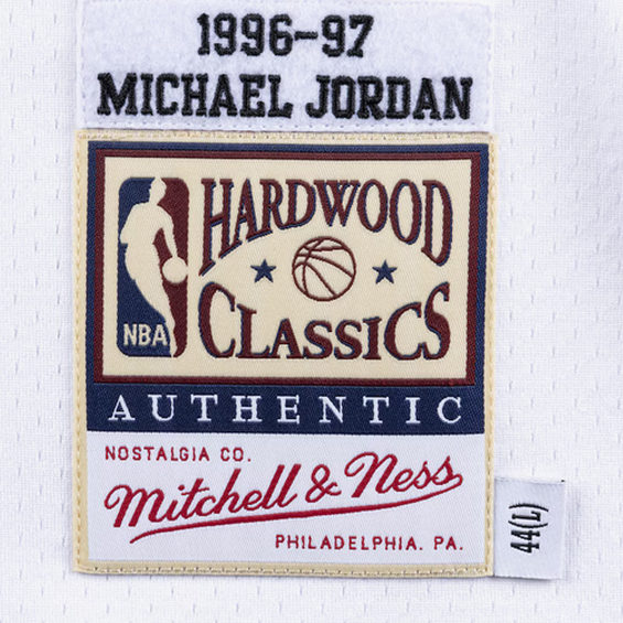 MITCHELL AND NESS 1996/97 JORDAN BULLS by Mitchell and Ness