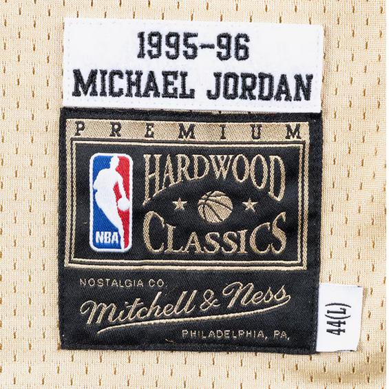 MITCHELL AND NESS 1995/96 GOLD JORDAN BULLS