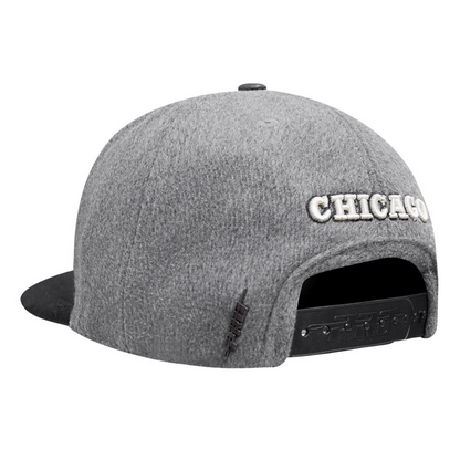 PRO STANDARD BULLS TAIL SWEEP 2 TONE SNAPBACK