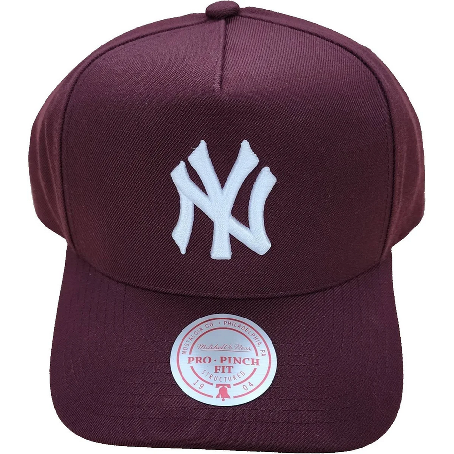 MITCHELL AND NESS PURPLE YANKEES SNAPBACK by Mitchell and Ness