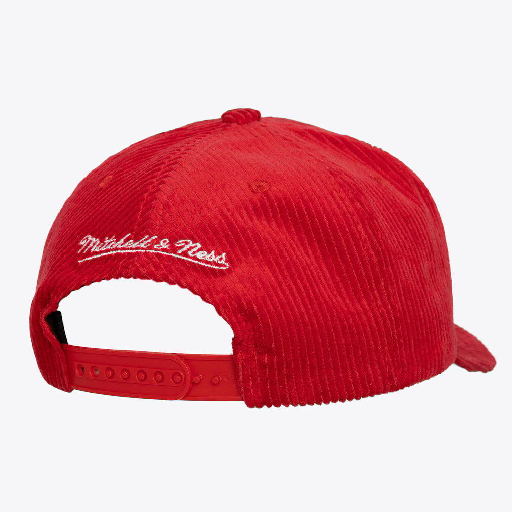 MITCHELL AND NESS HAWKS HATS by Mitchell and Ness