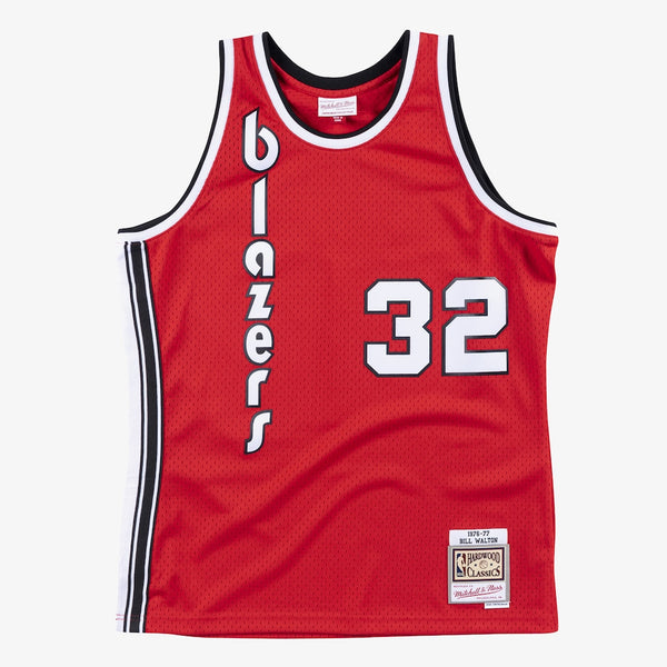 MITCHELL AND NESS NBA SWINGMAN PORTLAND TRAILBLAZERS 1976 BILL WALTON JERSEY by Mitchell and Ness