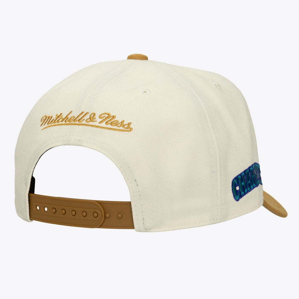 MITCHELL AND NESS HORNETS HAT by Mitchell and Ness