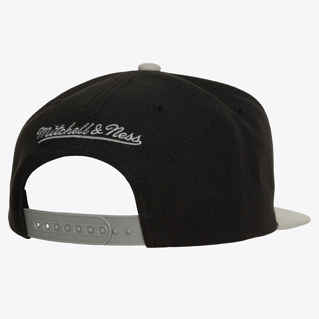MITCHELL AND NESS NHL LOS ANGELES KINGS HATS by Mitchell and Ness