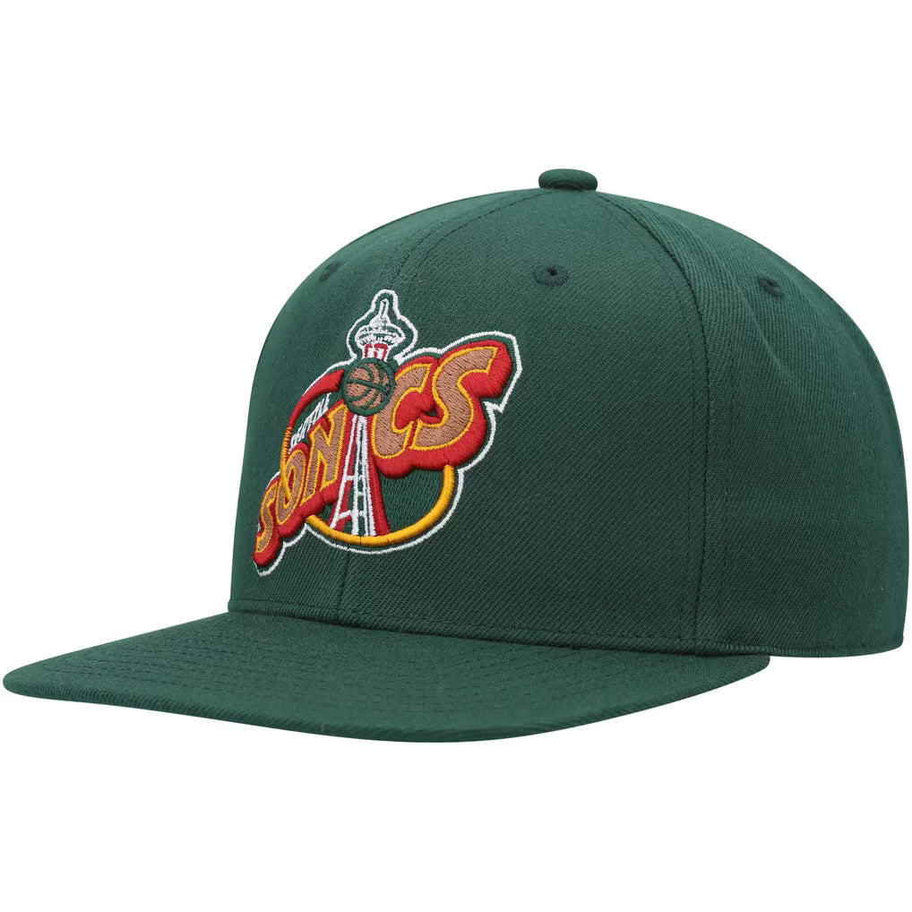 MITCHELL & NESS SUPERSONICS TEAM GROUND 2.0 SNAPBACK by Mitchell and Ness