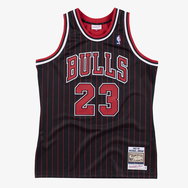 MITCHELL AND NESS AUHENTIC MICHAEL JORDAN 1995 BULLS JERSEY by Mitchell and Ness