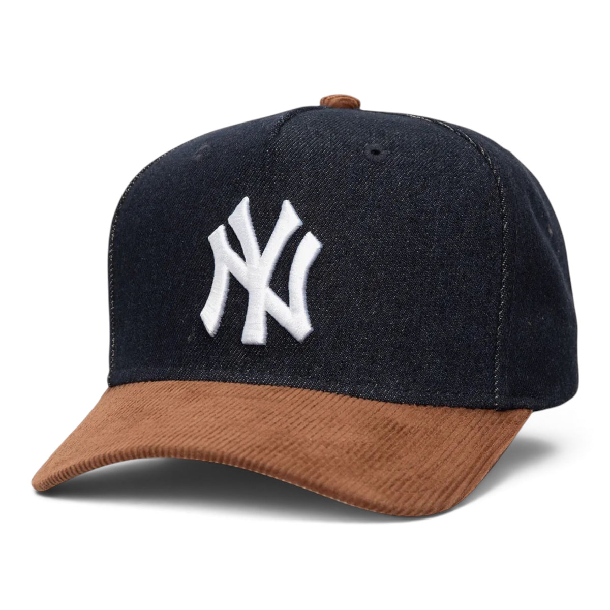 MITCHELL & NESS NEW YORK YANKEES D-STRESSED PRO SNAPBACK COOP HAT by Mitchell and Ness