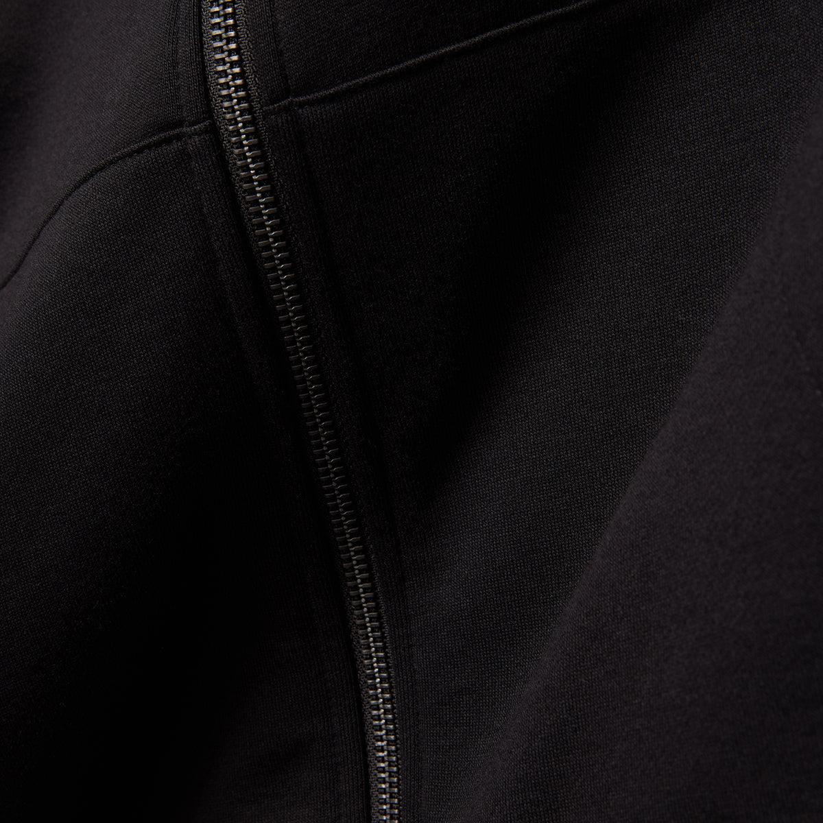 PSYCHO BUNNY HAIDEN RELAXED BUSHED ZIP HOODIE by Psycho Bunny